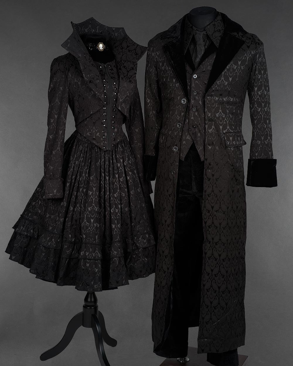 Vampire Aristocrat Couple Outfit