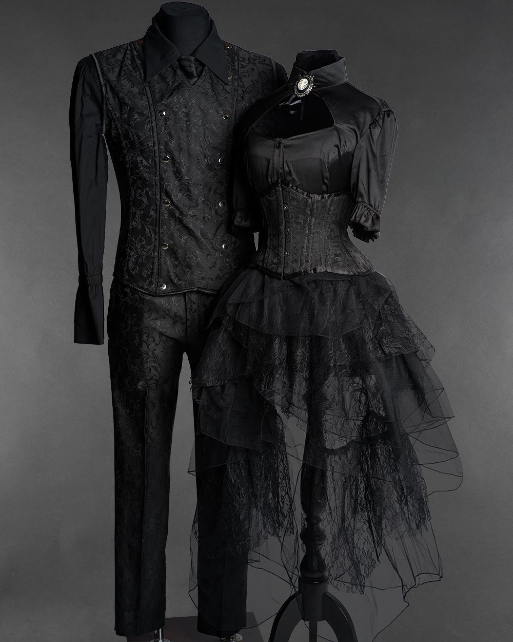 Neo-Victorian couple outfit