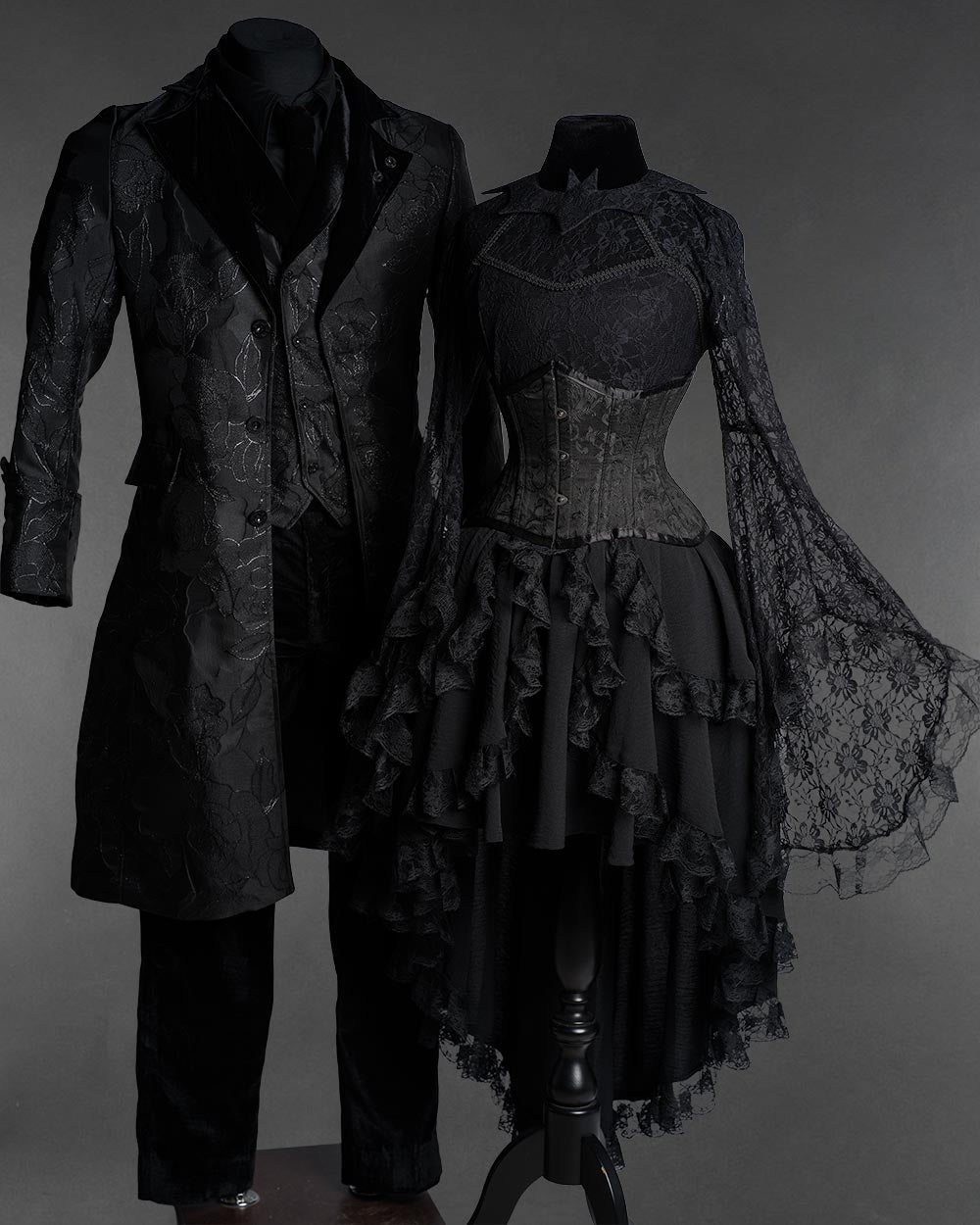 Romantic Goth Outfit